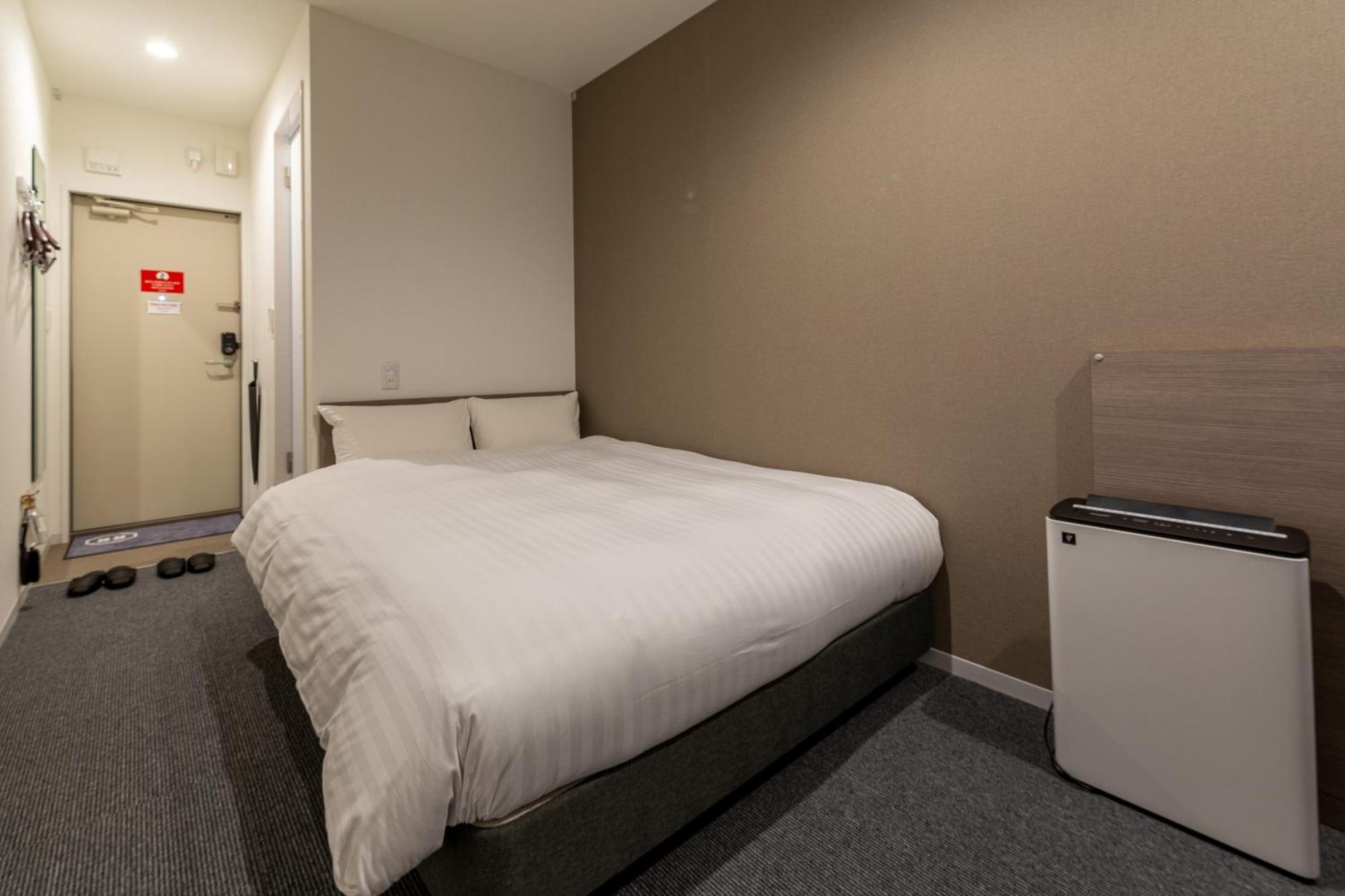 Hotel R9 The Yard Kanra Екстериор снимка